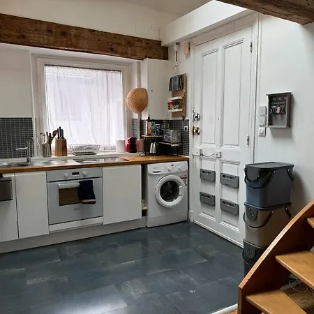 Apartament Duplex Quartier Historique Au Pied De La Bastille