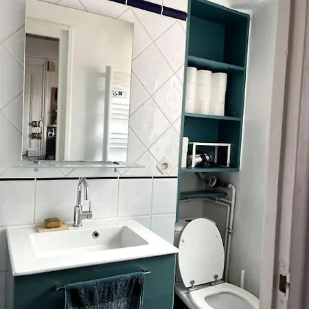 Apartment Duplex Quartier Historique Au Pied De La Bastille *